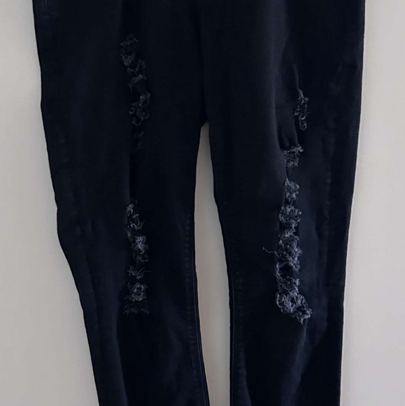 Express Women's, Midrise, Distressed black "Legging" Denim. Size 10s/10C - Picture 4 of 9